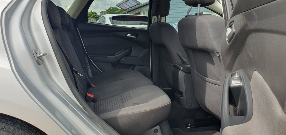 Ford Focus 1,0 SCTi 125 Titanium stc. 5d