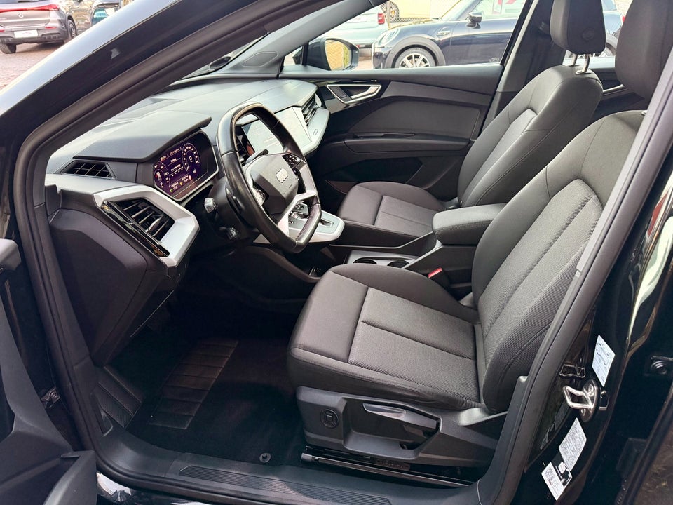 Audi Q4 e-tron 40 Advanced 5d