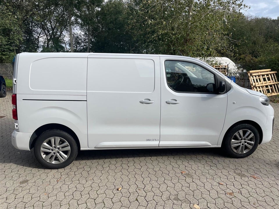 Peugeot Expert 2,0 BlueHDi 144 L2 Ultimate EAT8 Van