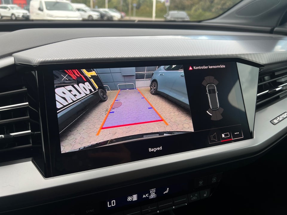 Audi Q4 e-tron 45 Advanced 5d