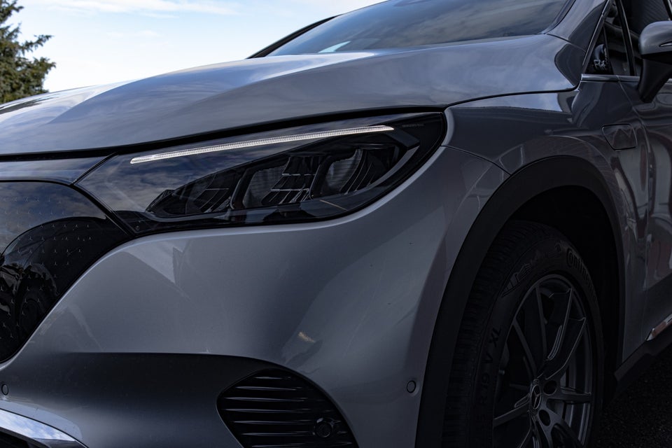 Mercedes EQE300 SUV 5d