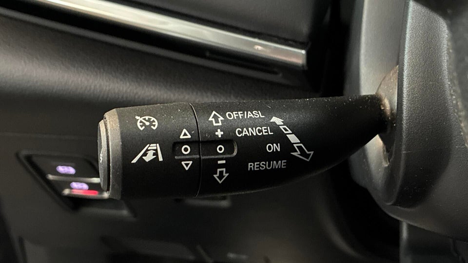 MG Marvel R Luxury 5d