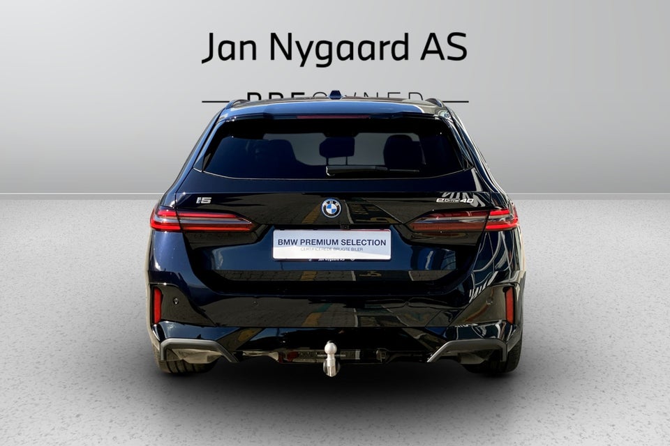 BMW i5 eDrive40 Touring Fully Charged 5d