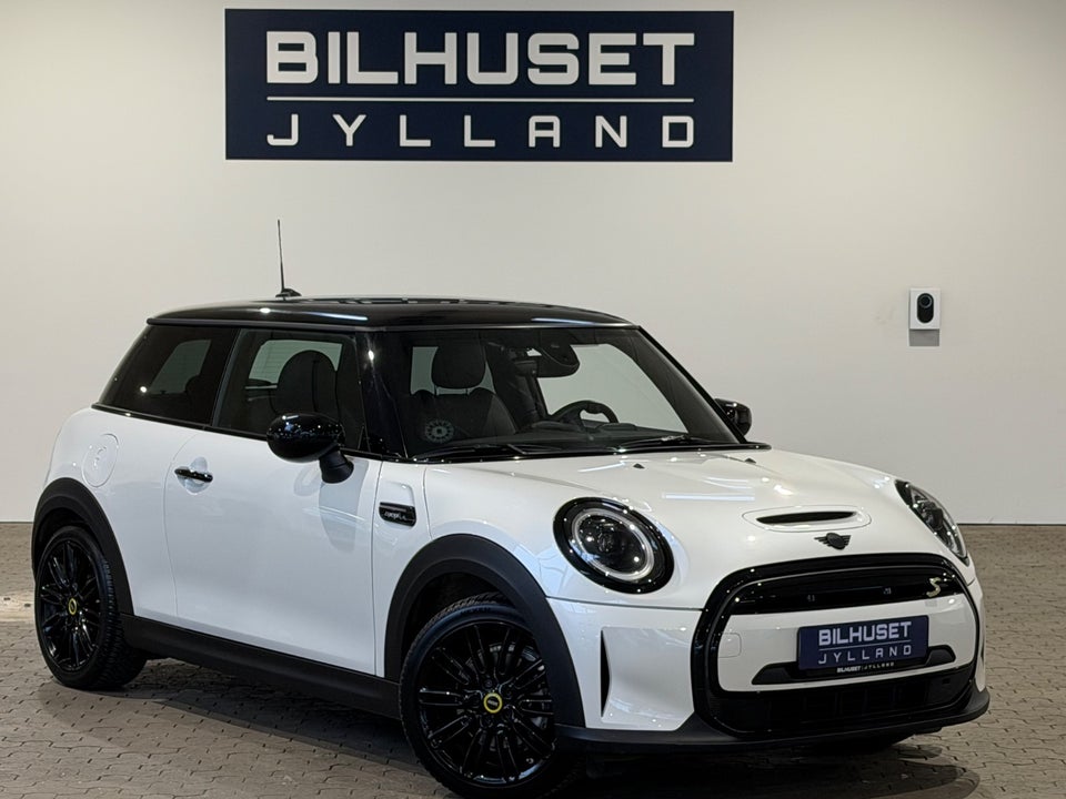 MINI Cooper SE Camden Edition 3d