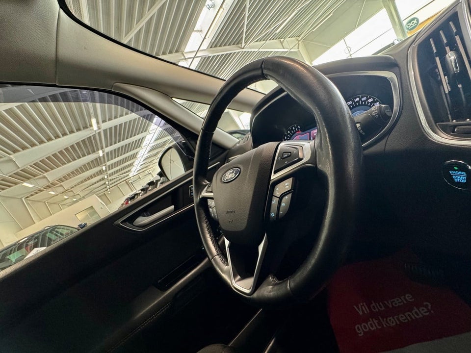 Ford S-MAX 2,0 EcoBlue Titanium aut. Van 5d