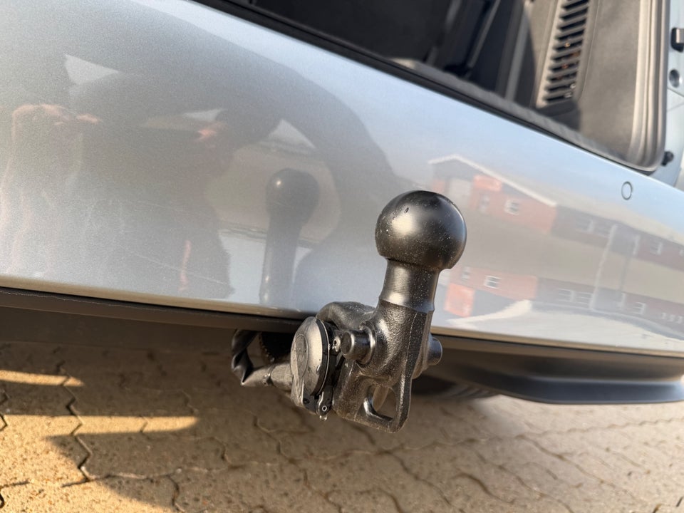 VW ID.Buzz 86 Life+ 7prs LWB 5d