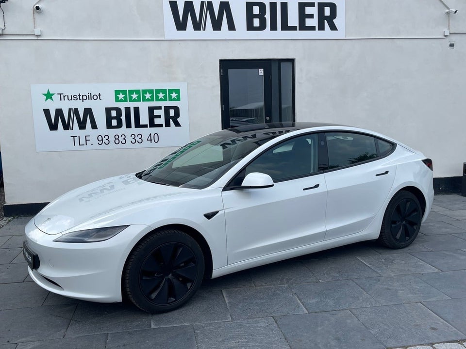 Tesla Model 3 Long Range AWD 4d