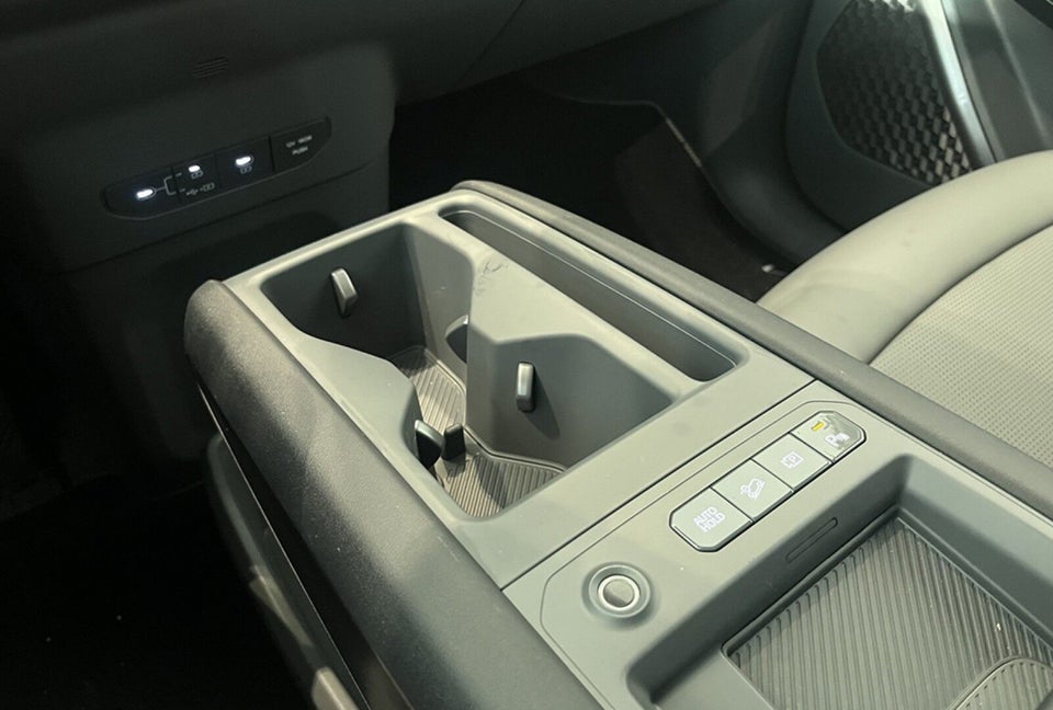 Kia EV9 76 Standard Range Upgrade RWD 7prs 5d