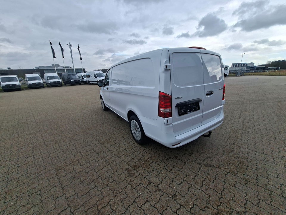 Mercedes Vito 114 2,0 CDi A2 Kassevogn PRO aut. RWD