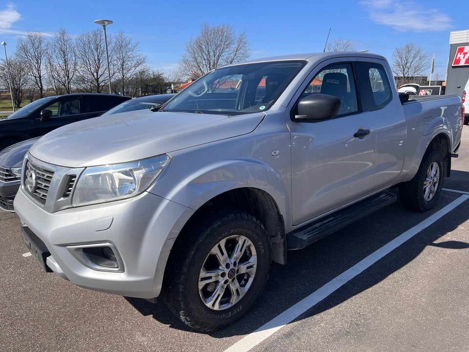 Nissan Navara 2,3 dCi 160 King Cab Acenta 2d