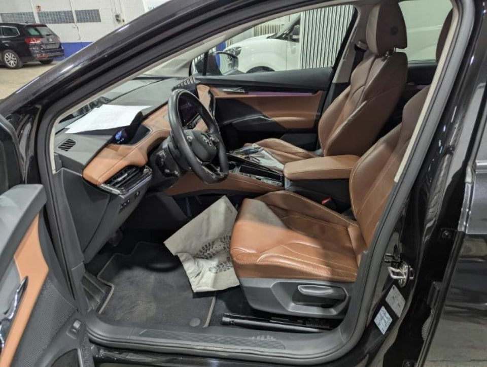Skoda Enyaq 60 iV ecoSuite 5d