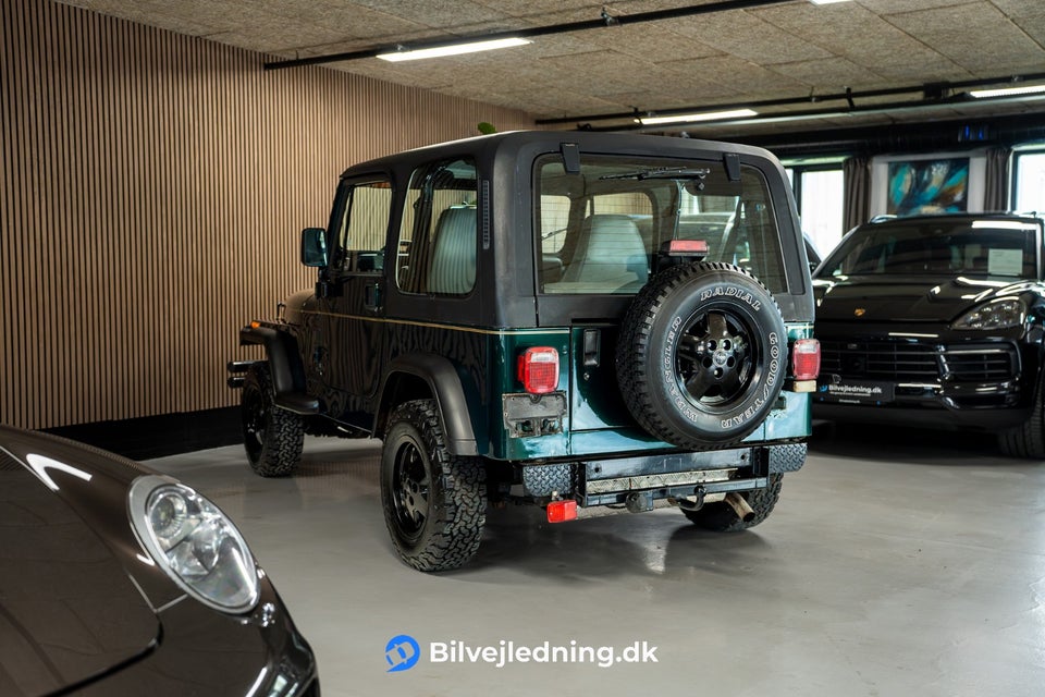 Jeep Wrangler 2,5 4x4 2d