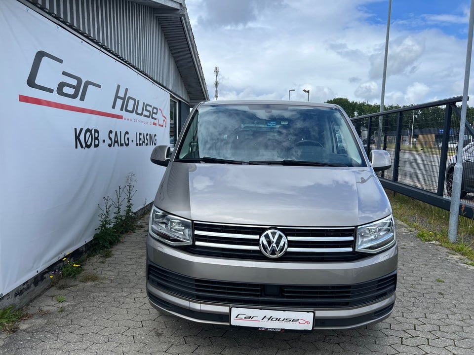 VW Multivan 2,0 TDi 150 Comfortline DSG kort