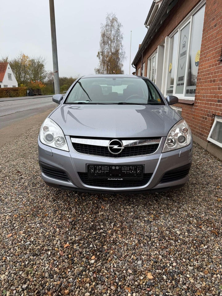 Opel Vectra 1,8 16V 140 Limited 5d