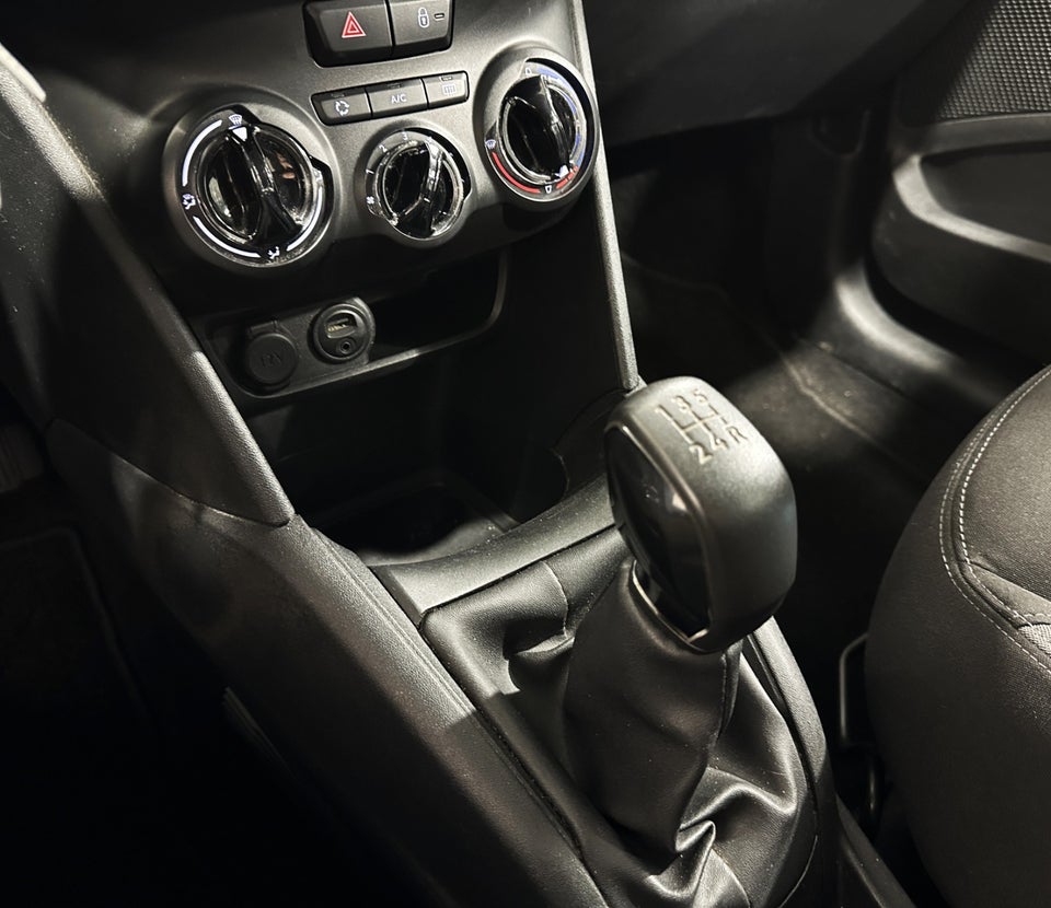 Peugeot 208 1,6 e-HDi 92 Active 5d