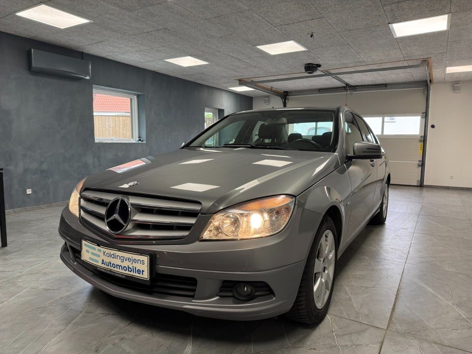 Mercedes C200 2,2 CDi BE 4d