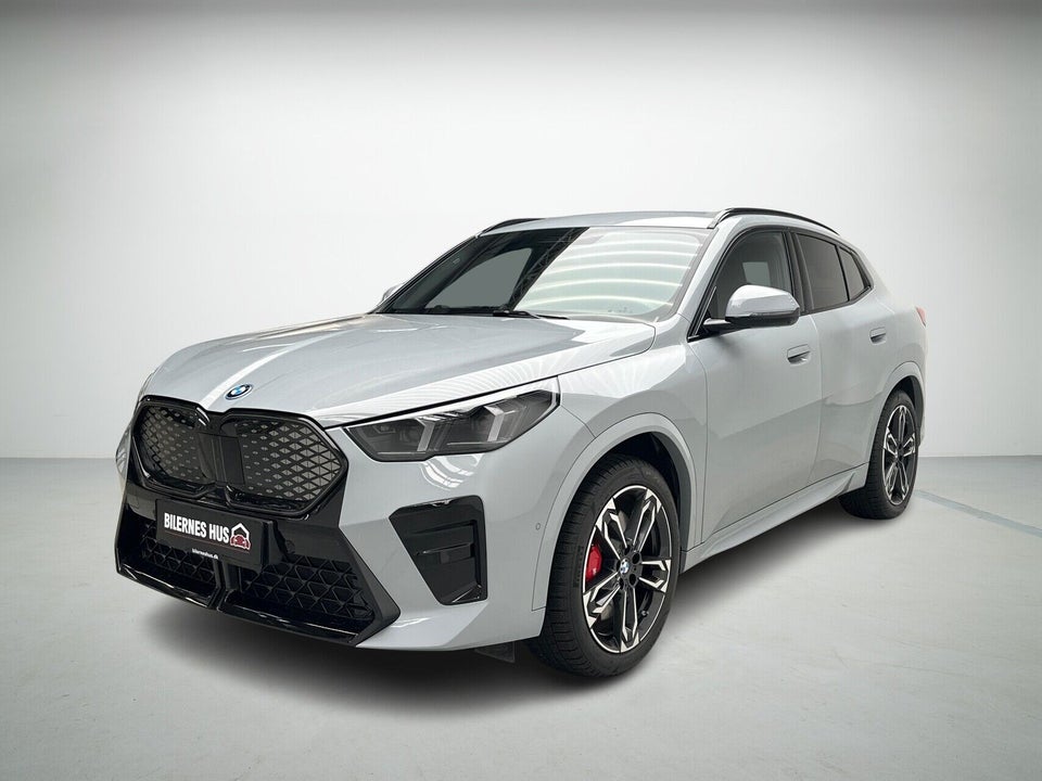 BMW iX2 xDrive30 M-Sport 5d