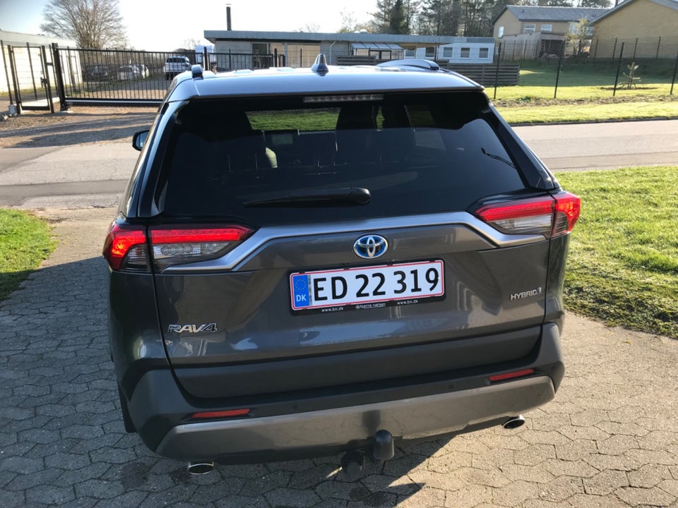 Toyota RAV4 2,5 Hybrid H3 Style MDS 5d