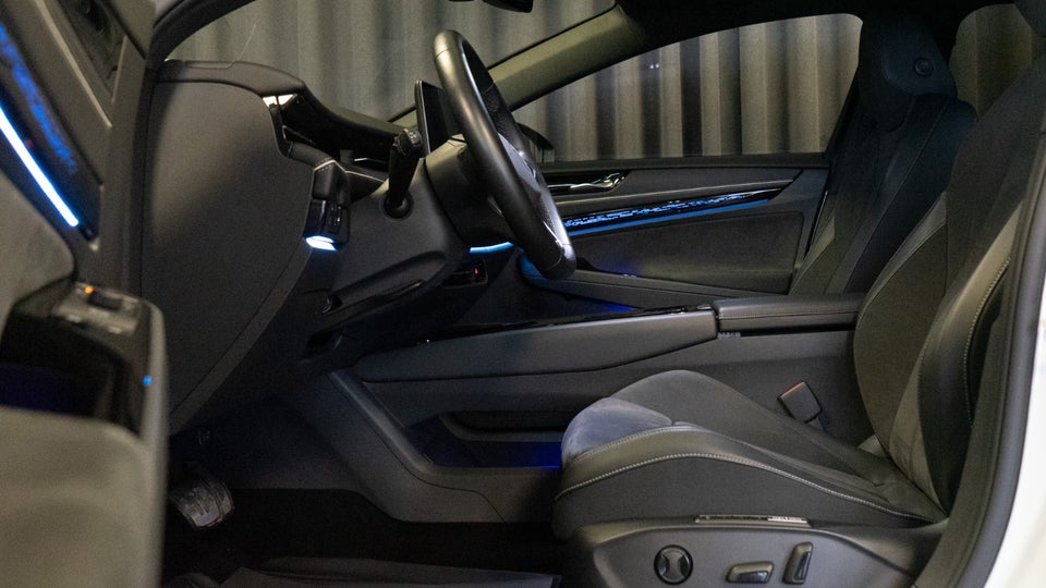 VW ID.7 77 Pro Tourer 5d