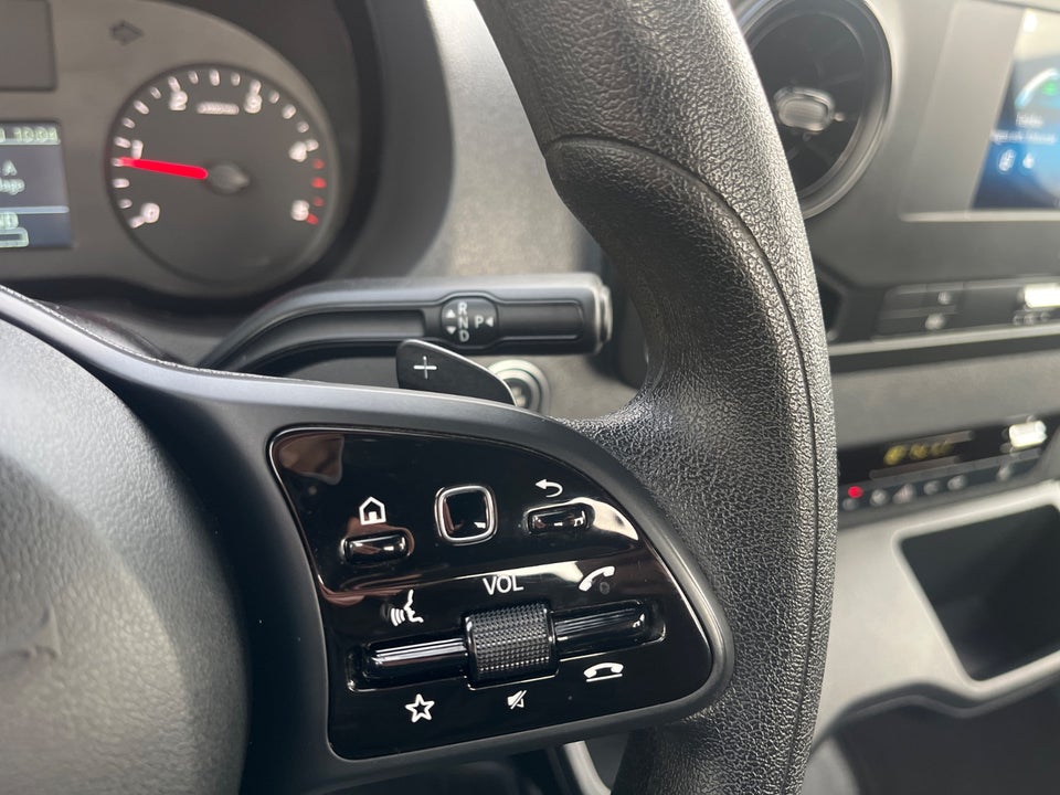 Mercedes Sprinter 317 2,0 CDi A1 Chassis aut. RWD 2d