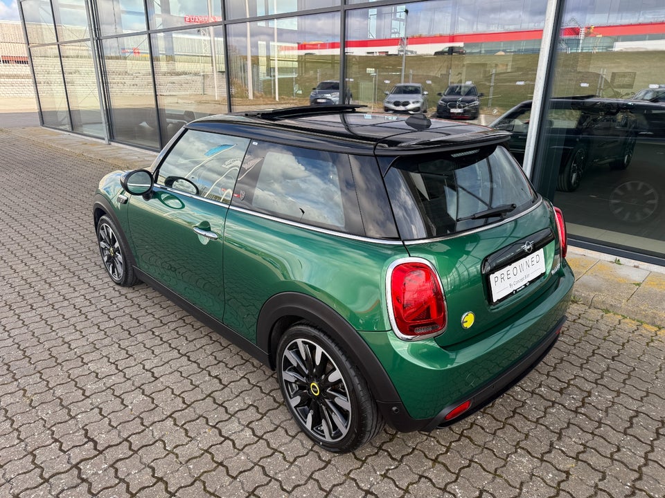 MINI Cooper SE Maximise 3d