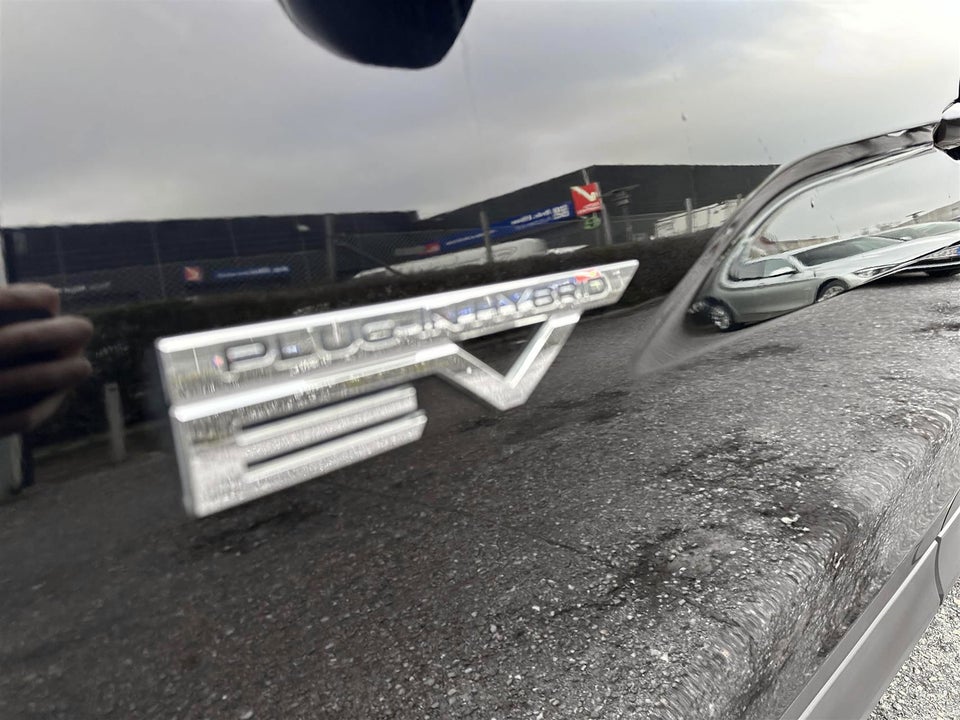 Mitsubishi Eclipse Cross 2,4 PHEV Invite CVT 4WD 5d