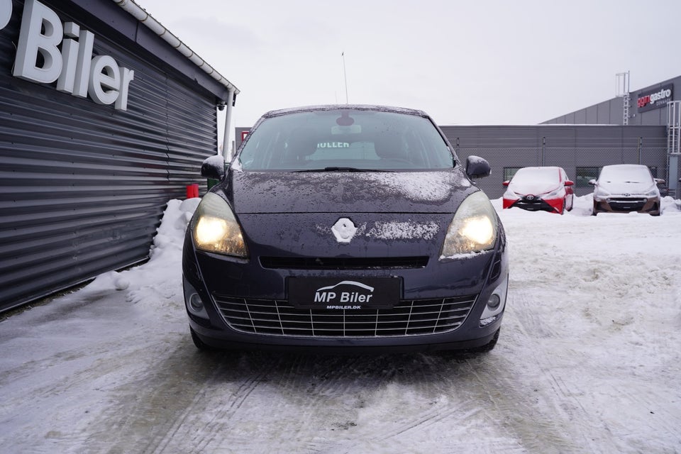 Renault Grand Scenic III 1,6 dCi 130 Dynamique 5d