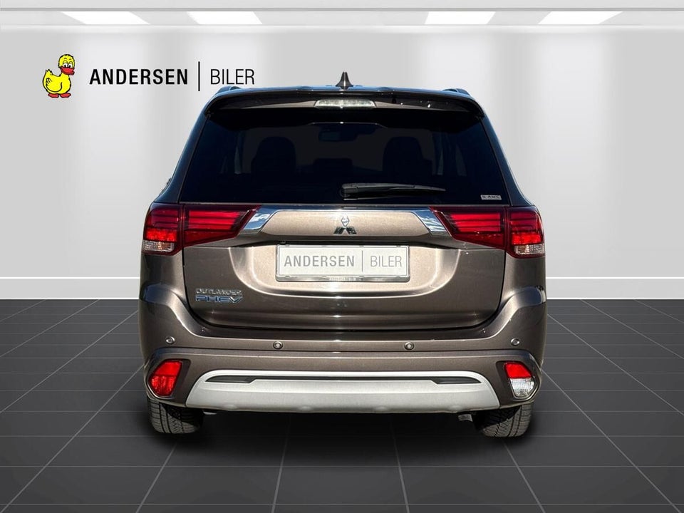 Mitsubishi Outlander 2,4 PHEV Intense CVT 4WD 5d