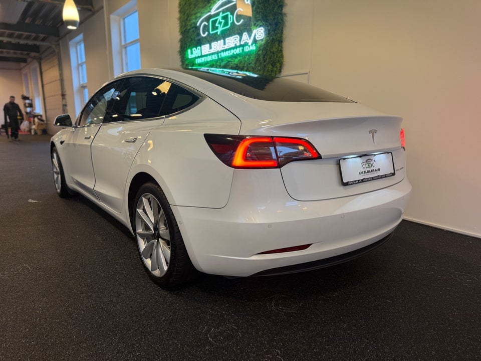 Tesla Model 3 Long Range AWD 4d