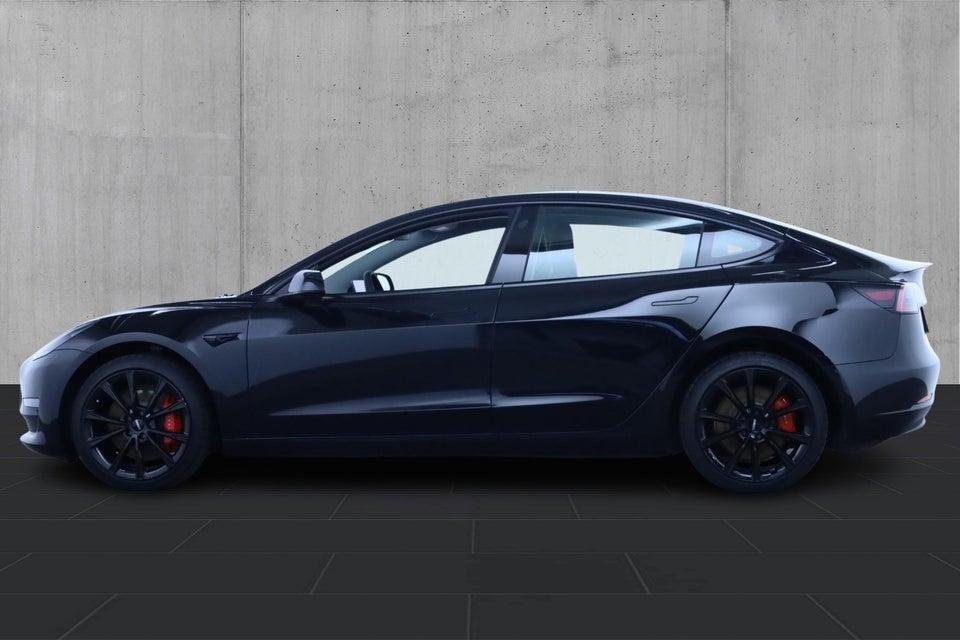 Tesla Model 3 Performance AWD 4d
