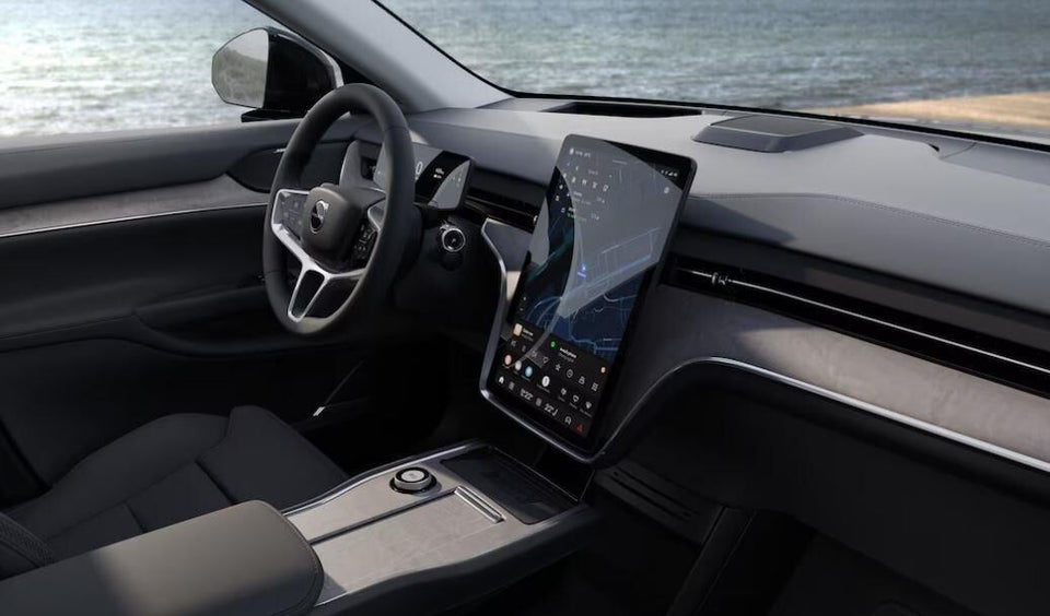 Volvo EX90 Plus 7prs 5d