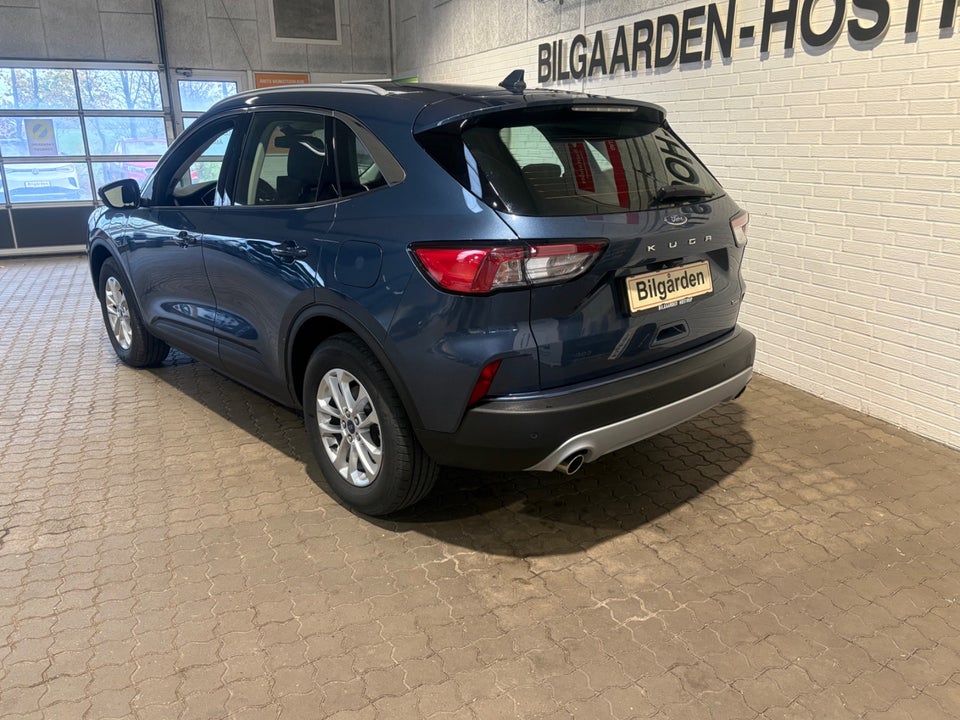 Ford Kuga 2,5 PHEV Titanium CVT 5d