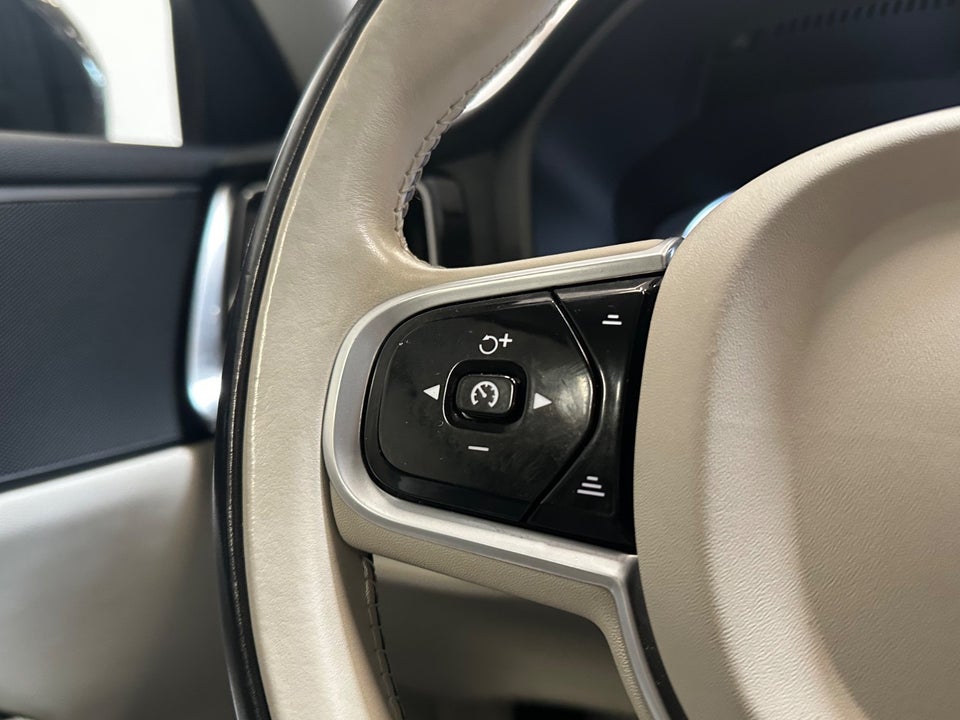 Volvo V60 2,0 T6 ReCharge Inscription aut. AWD 5d