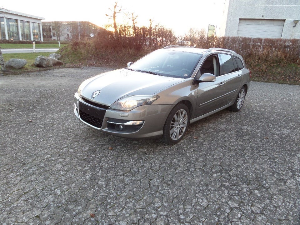 Renault Laguna III 2,0 dCi 175 Exception Sport Tourer aut. 5d