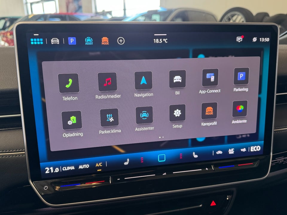 VW ID.7 77 Style+ Tourer 5d