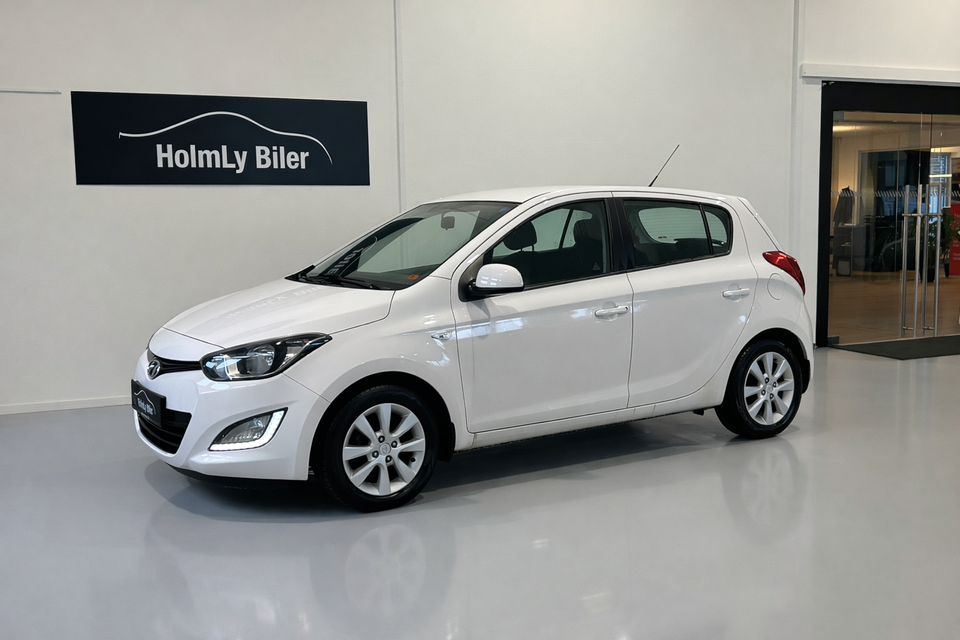 Hyundai i20 1,25 XTR 5d