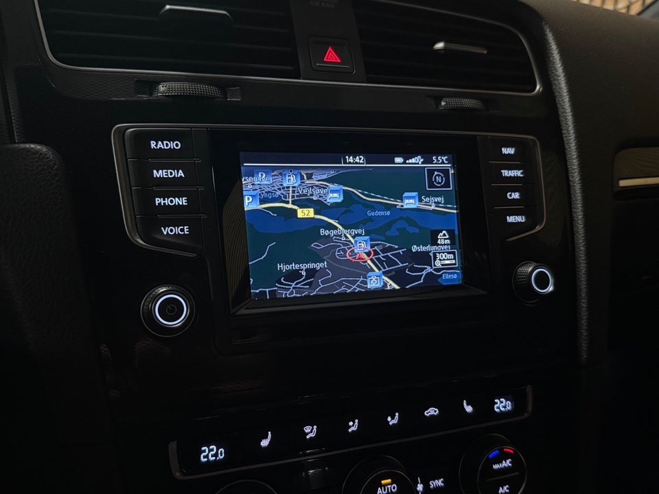 VW Golf VII 2,0 GTi Performance DSG BMT 5d