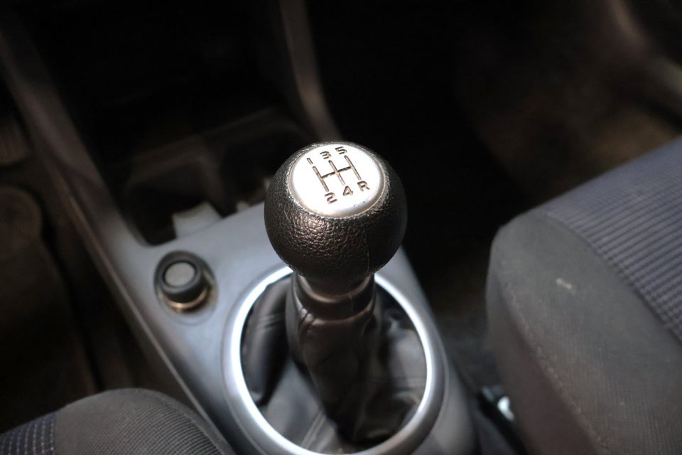 Suzuki Swift 1,3 GL-A 5d