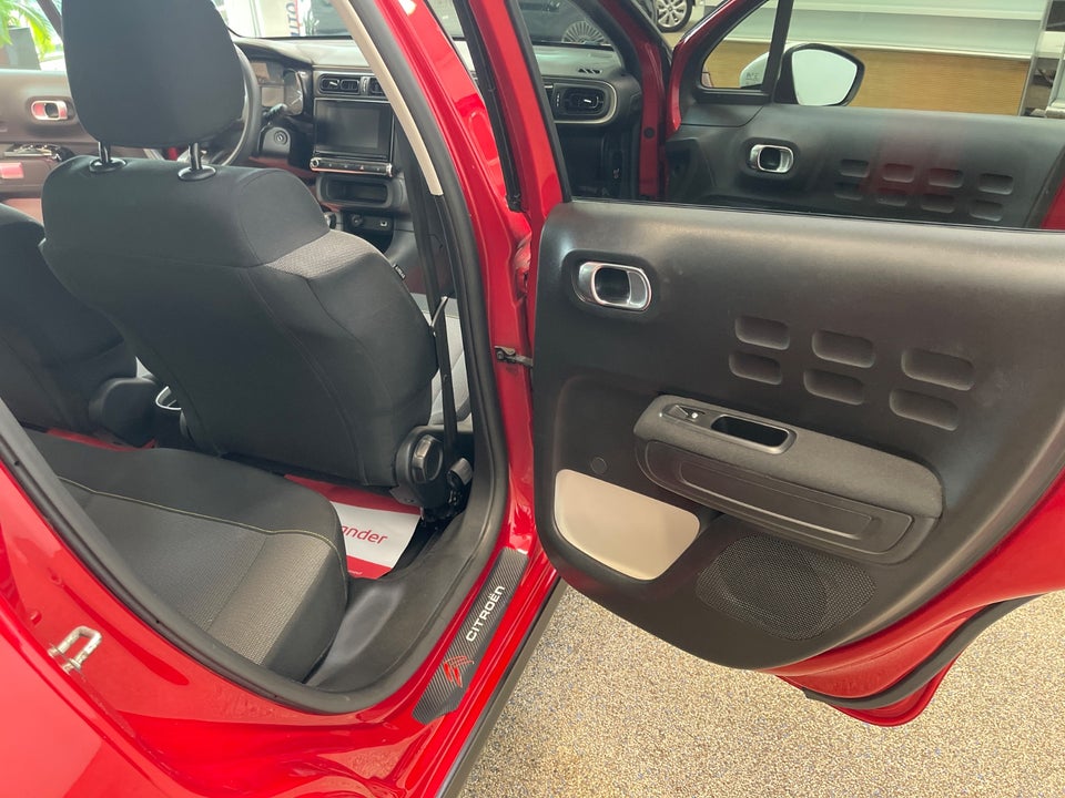 Citroën C3 1,2 PureTech 83 Shine Sport 5d