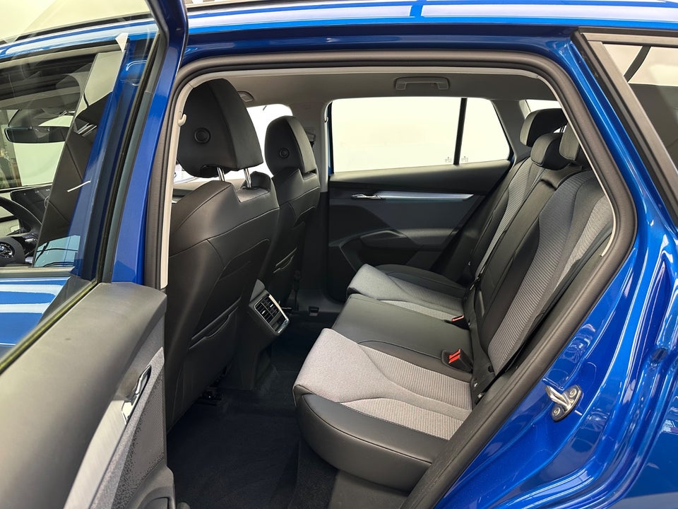 Skoda Enyaq 50 iV 5d