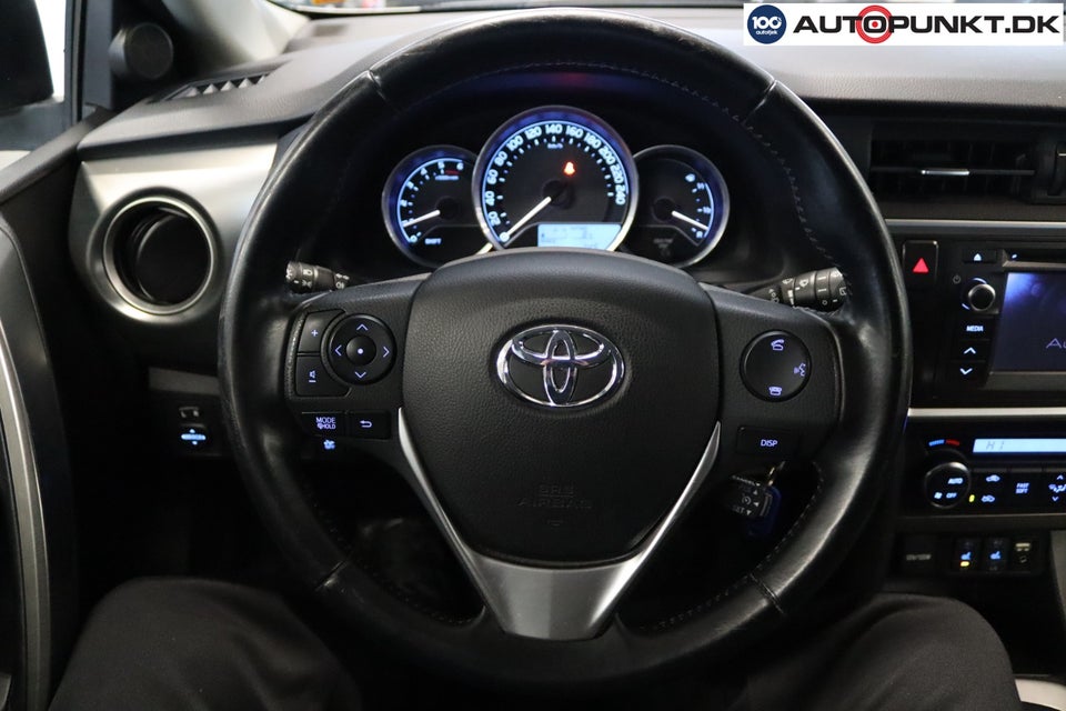 Toyota Auris 1,4 D-4D T2 5d