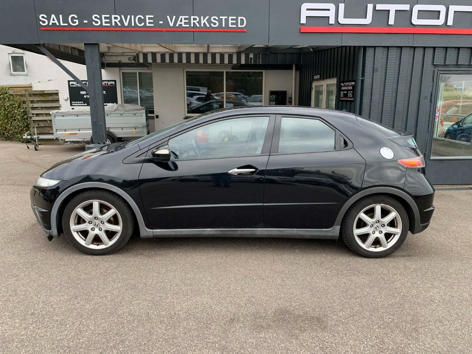 Honda Civic 1,8 Sport 5d