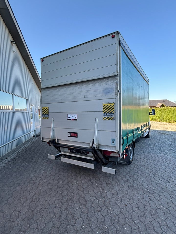 Mercedes Sprinter 319 3,0 CDi A3 Chassis aut. RWD 2d