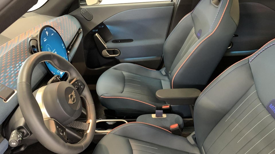 MINI Aceman E Favoured Trim M 5d