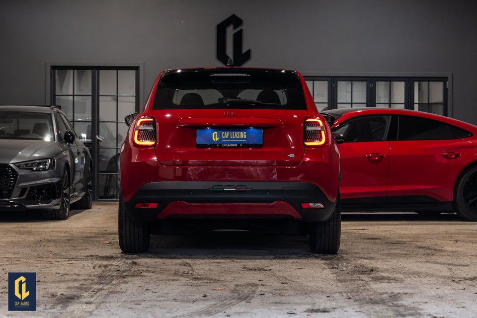 Fiat 600e 54 (RED) 5d
