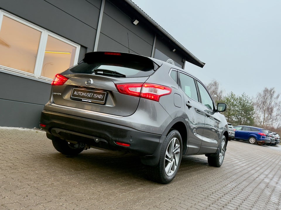 Nissan Qashqai 1,2 Dig-T 115 Acenta 5d