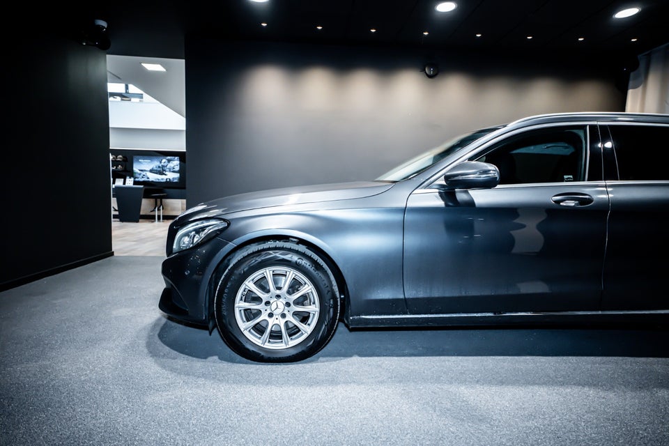 Mercedes C220 d 2,2 Avantgarde stc. aut. 5d