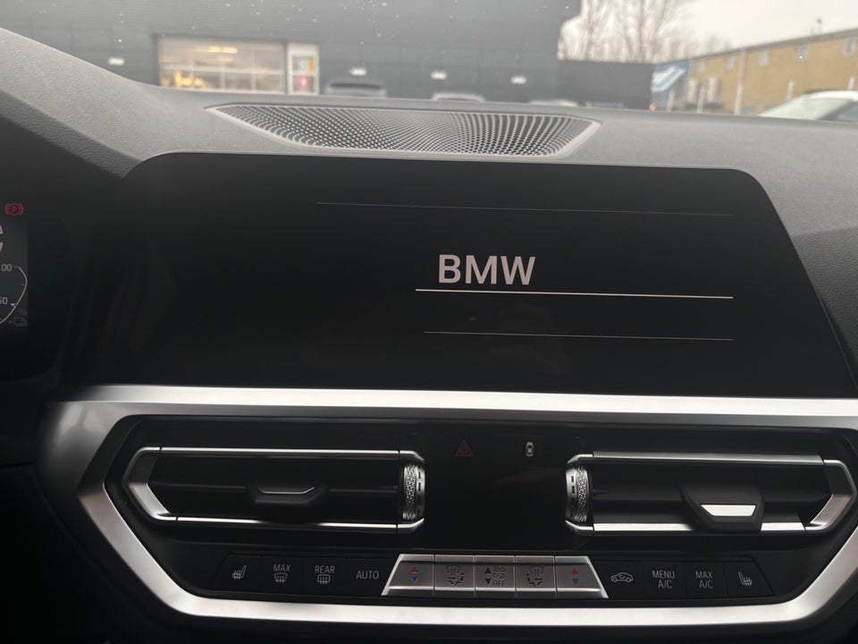 BMW 330e 2,0 Touring Sport Line aut. 5d