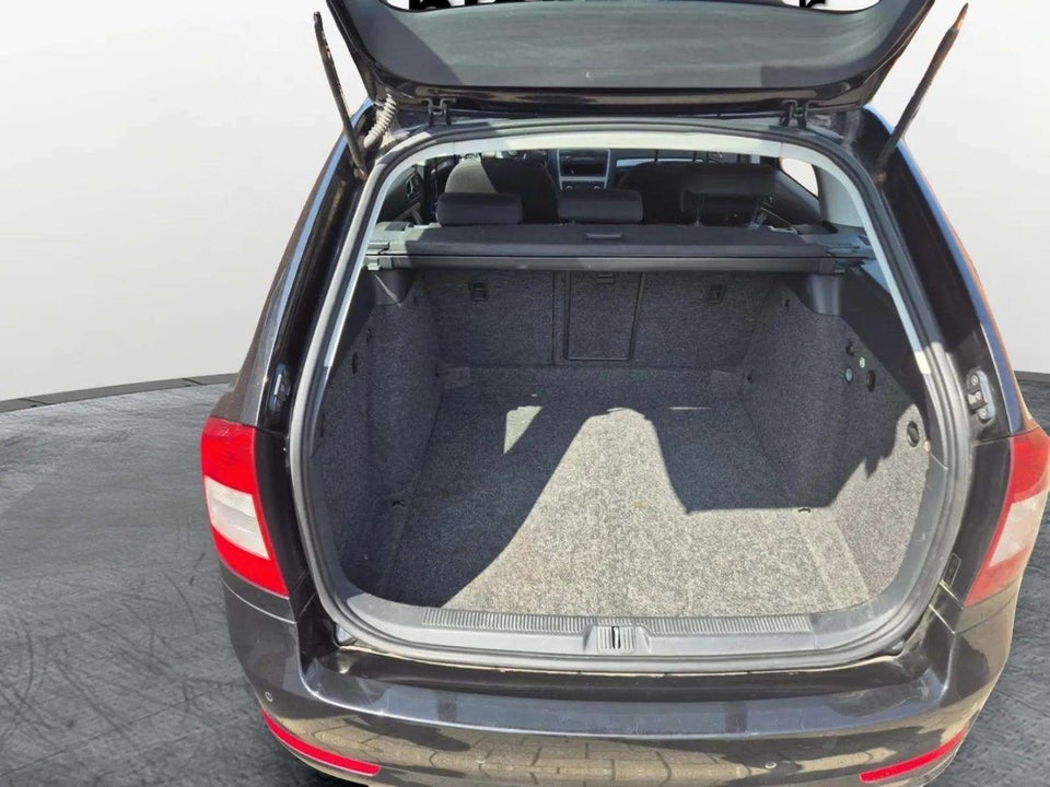Skoda Octavia 1,4 TSi 122 Elegance Combi GreenT 5d