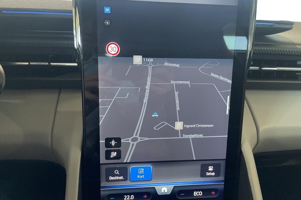 Ford Explorer 77 Premium Extended Range 5d